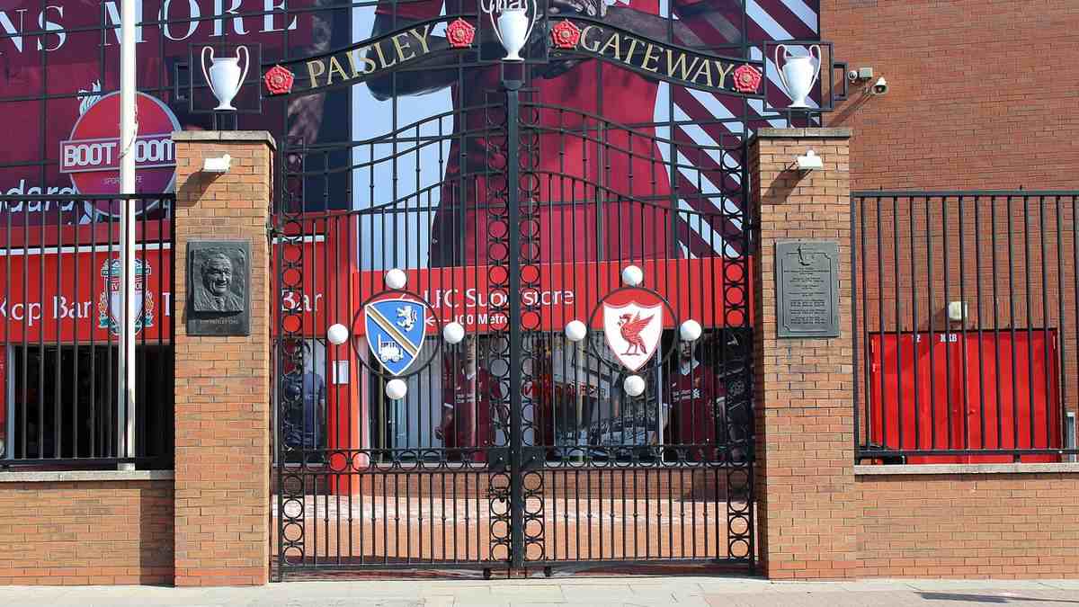 Liverpool 0-3 Man City: Defiant Champions Silence Anfield in First Match Since Guilty Verdict